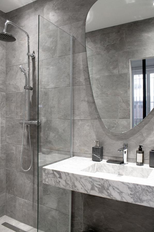 Quartier Champs Elysees 2 Free Netflix Parigi